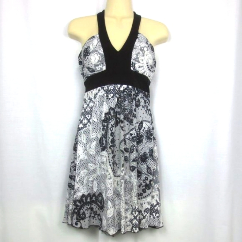 Love Tease Dress Black White Floral Paisley Boho Halter Fit & Flare Mini Size M